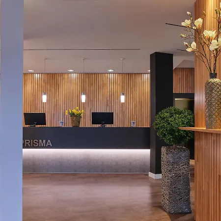 Western Prisma Отель