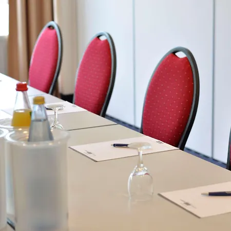 Отель Western Prisma 3*