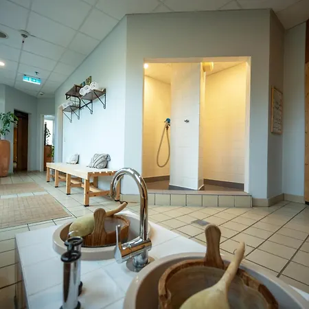 Western Prisma Отель 3*