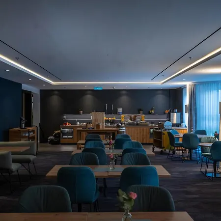 Отель Western Prisma 3*