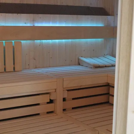 Western Prisma Отель