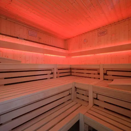 Отель Western Prisma 3*