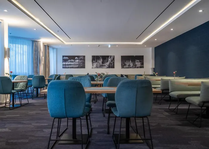 Western Prisma Neumünster