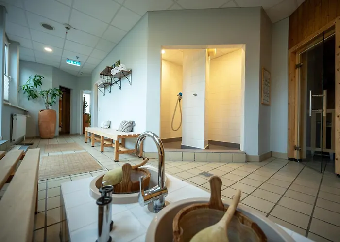 Western Prisma Hotell 3*