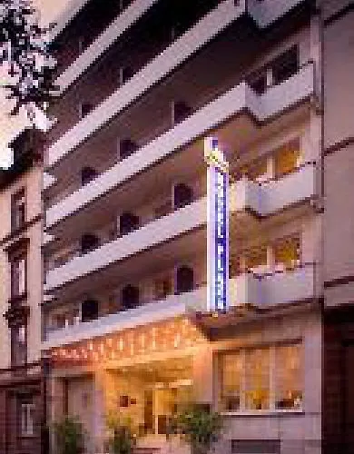 Western Prisma Neumünster